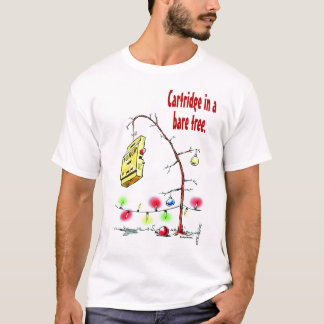 T-shirts Cartucho em uma árvore desencapada
