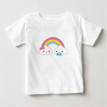 Casal Kawaii nuvens com arco-íris