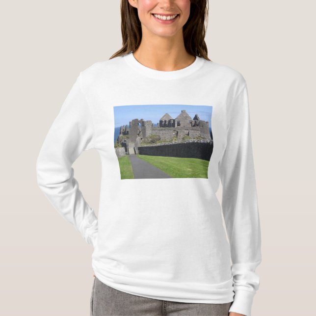 T-shirts Castelo de Dunluce perto de Bushmills e Portrush,  (Frente)