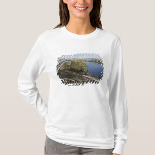 T-shirts Cataratas reversas no rio St. John em St.