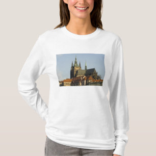 T-shirts Catedral de Vitus e Castelo de Praga, um dos
