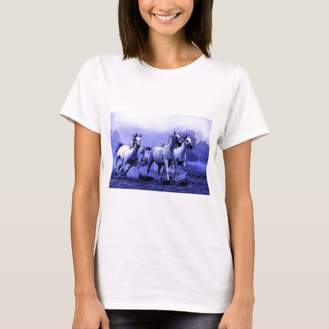 T-shirts Cavalos correndo e luz azul (Frente)