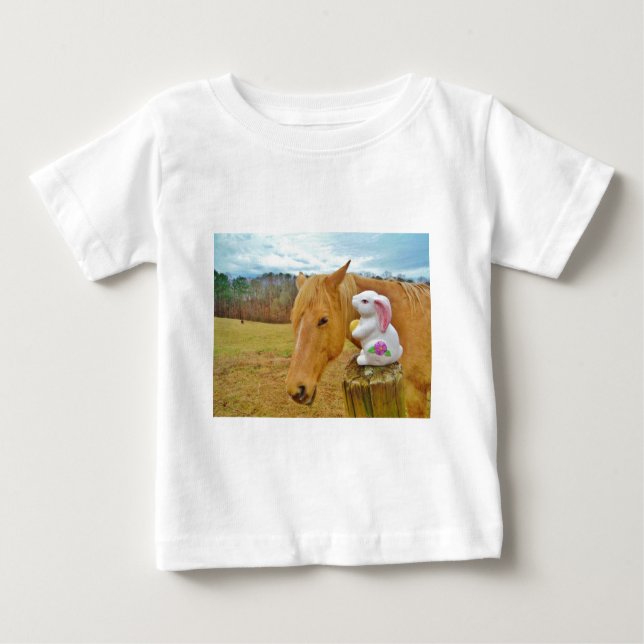 T-shirts Coelho branco e cavalo amarelo loiro (Frente)