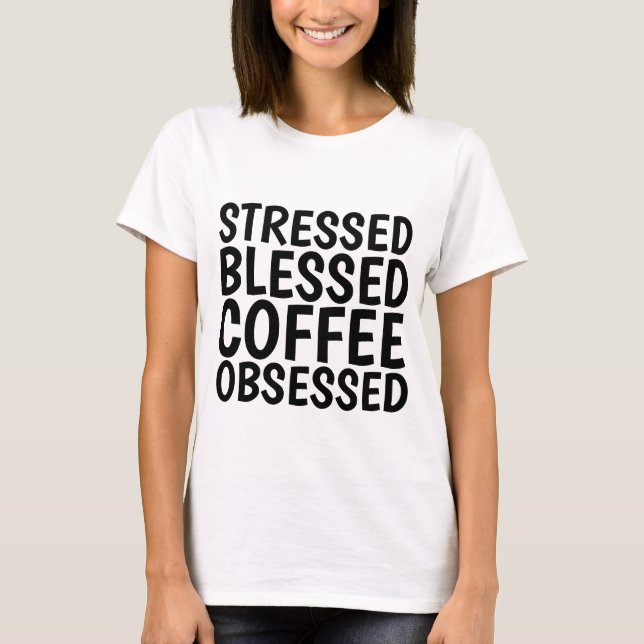 T-shirts COM CAFÉ BRAÇADO E RESISTENTE (Frente)