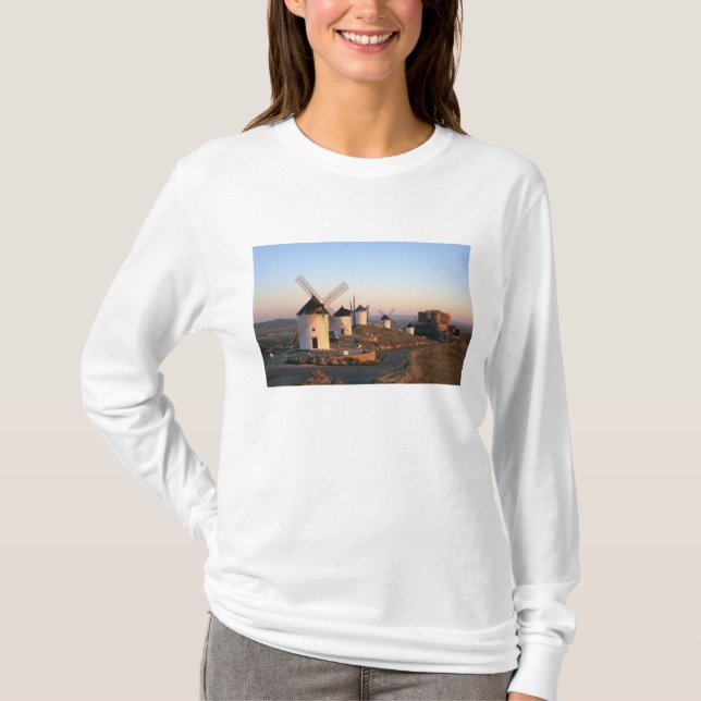 T-shirts Consuegra, La Mancha, Espanha, moinhos de vento (Frente)