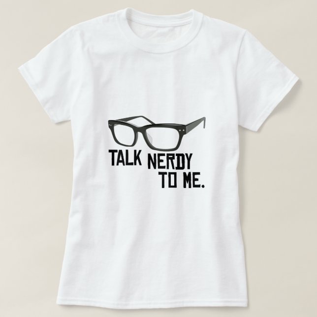 T-shirts Conversa Nerdy a mim (Frente do Design)