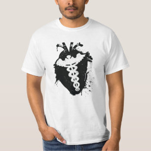 T-shirts coração anatômico