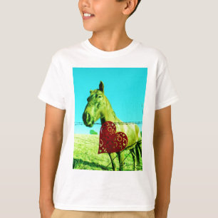 T-shirts Coração e cavalo vermelhos