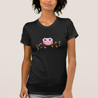 T-shirts Coruja de noite cor-de-rosa bonito no ramo floral