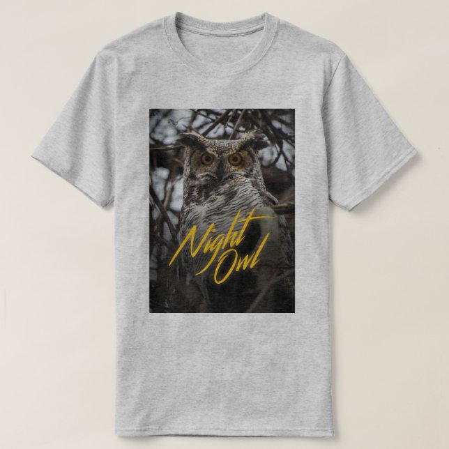 T-shirts Coruja de noite - T retro do estilo (Frente do Design)