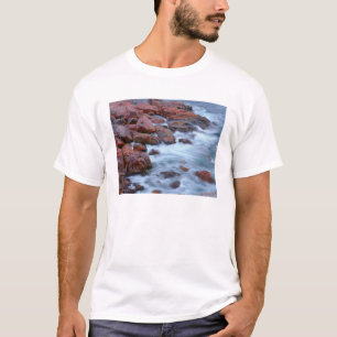 T-shirts Costa rochosa com água, Canadá