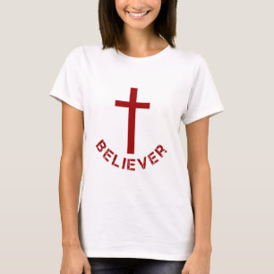 T-shirts Cruz Vermelha e Design de texto Cristãos Crentes