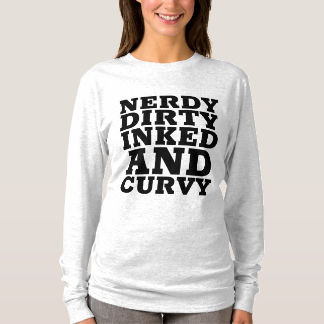 T-Shirts CURVADAS E COM TINTA SUJA (Frente)