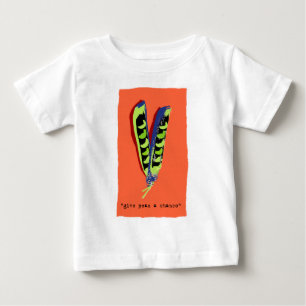 T-shirts dê a ervilhas um possibilidade-alaranjado