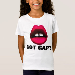 t-shirts de GAROTA DE BARRAGENS, APARELHADAS