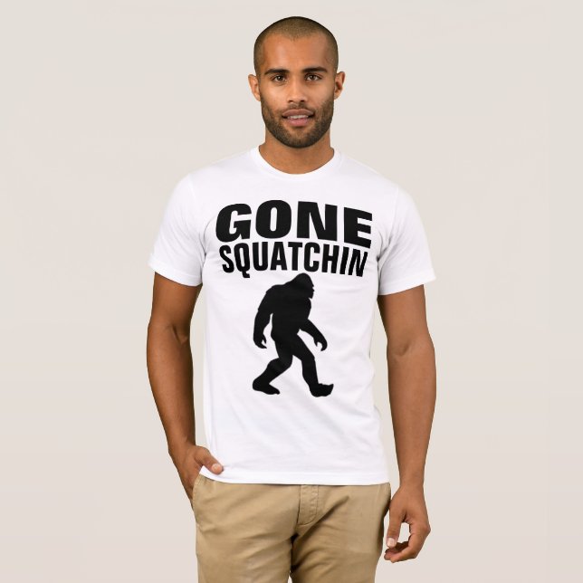 T-shirts DE PÉ-GRANDE SQUATCHIN SAÍDAS (Frente Completa)