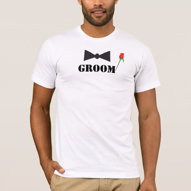 T-shirts de Rosa vermelha do Groom Bowtie (Frente)