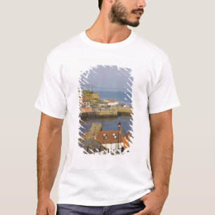 T-shirts Degraus que levam ao porto, Whitby, Norte