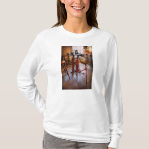 T-shirts Dentista - Trabalho fisicamente desgastante