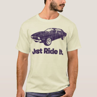 T-shirts Desafiador de 1970 Dodge