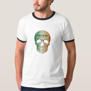 T-shirts Dia de São Patrício - Irlandês até os Ossos Caveir
