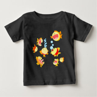 T-shirts Diversão do desenho animado do filhote de peixe