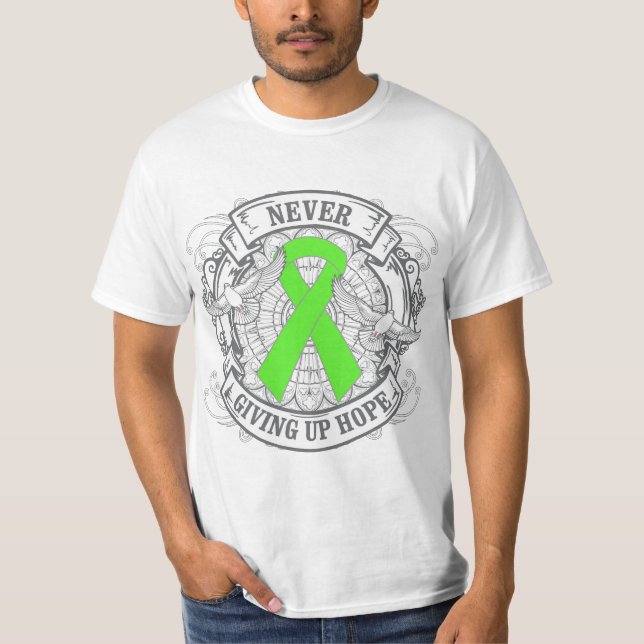 T-shirts Doença de Lyme nunca que dá acima a esperança (Frente)