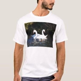 T-shirts Dois Cisnes E Um Pato
