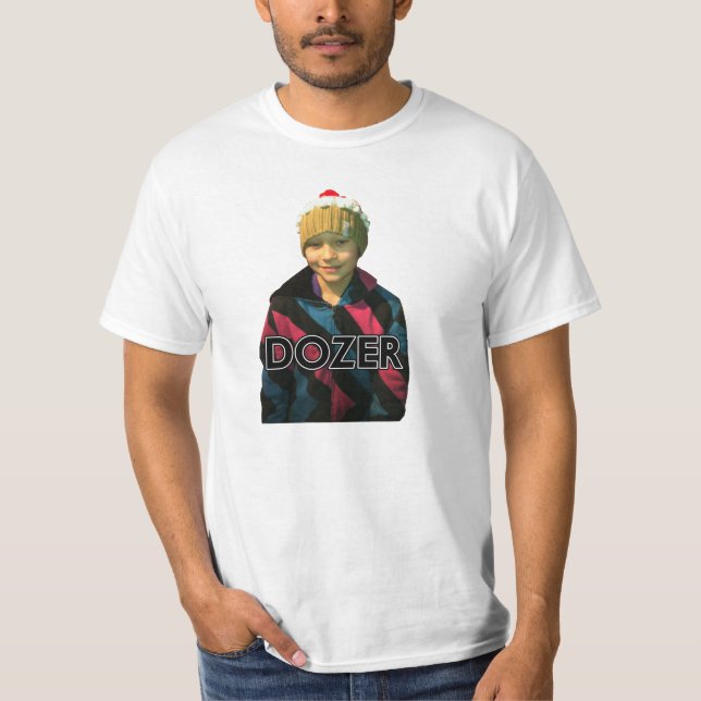 T-shirts Dozer™ o miúdo do cupcake (Frente)