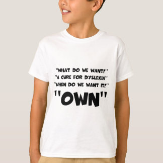 T-shirts Dyslexic engraçado