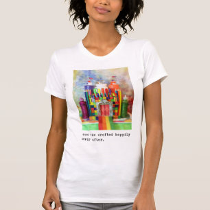 T-shirts e crafted feliz sempre em seguida.  Fotografia
