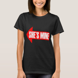 T-shirts ELA É MINHA SETA À DIREITA -.Png