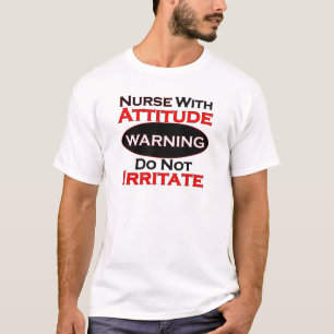 T-shirts Enfermeira com atitude