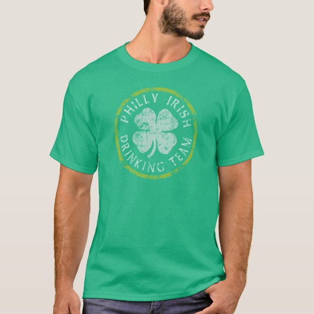 T-shirts Equipe irlandesa do bebendo de Philly (Frente)