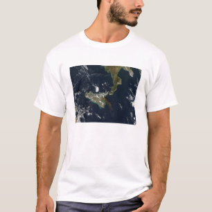 T-shirts Erupção de Mt Etna em Sicília