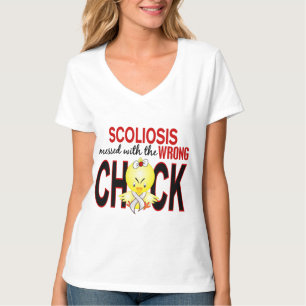 T-shirts Escoliose sujada com pintinho errado