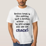 T-shirts Espelho quebrado ~ Tshirt<br><div class="desc">***O vestuário tende a rodar pequeno*** Aplique esta imagem a qualquer estilo, cor, tamanho, macho, fêmea, criança ou criança. SEM EXCEÇÕES! Impressão frente e/ou trás. Você pode adicionar seu próprio design e/ou fotos. PARA PERSONALIZAR: Para alterar design, estilo ou forma, clique em "PERSONALIZAR TI", depois que terminar o design, selecione...</div>