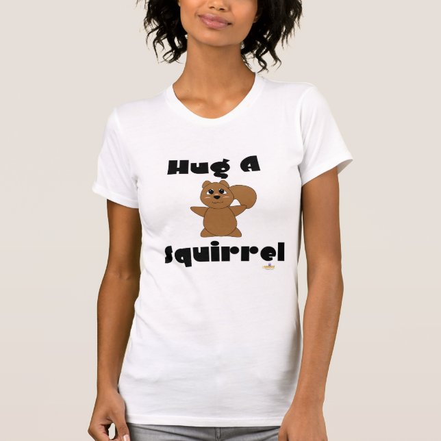 T-shirts Esquilo Marrom Huggable Abrindo Um Esquilo (Frente)