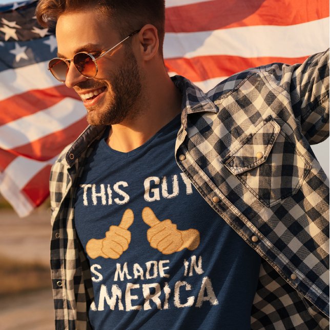 T-SHIRTS ESTA CARA É FEITA NA AMÉRICA (Criador carregado)