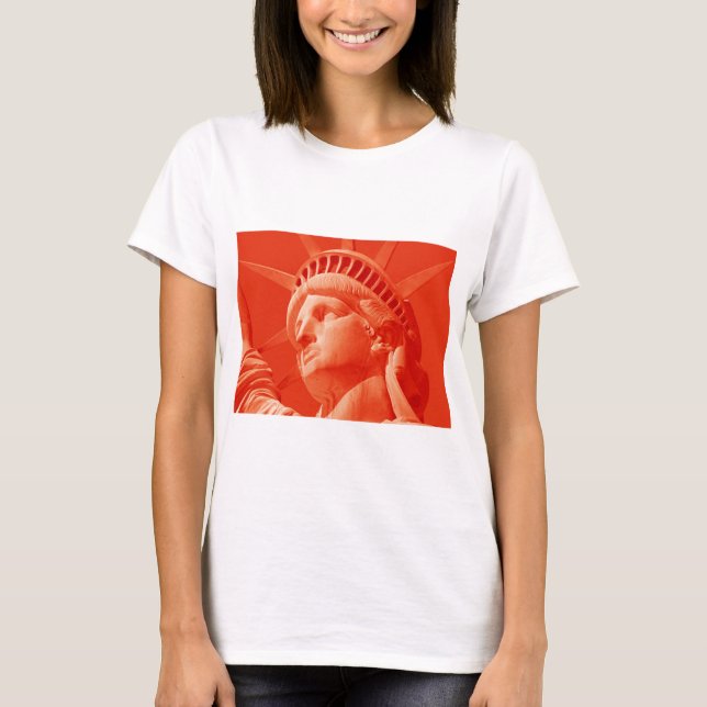 T-shirts Estátua Vermelha da Liberdade (Frente)