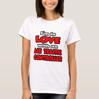 T-shirts Estou apaixonado por um controlador de tráfego aér