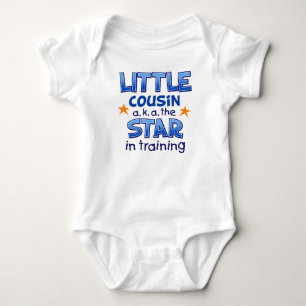 T-shirts Estrela pequena do primo no treinamento