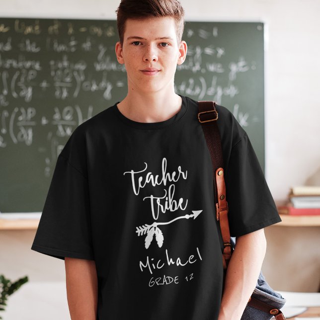 T-shirts Estudante chama guião de tribo de professores do e (Criador carregado)