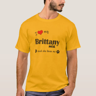 T-shirts Eu amo minha mistura de Brittany (o cão fêmea)