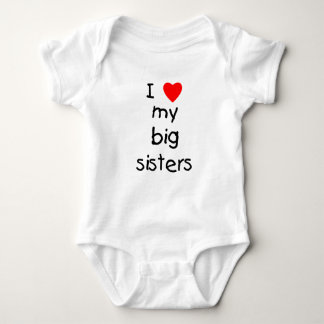 T-shirts Eu Amo Minhas Irmãs Grandes