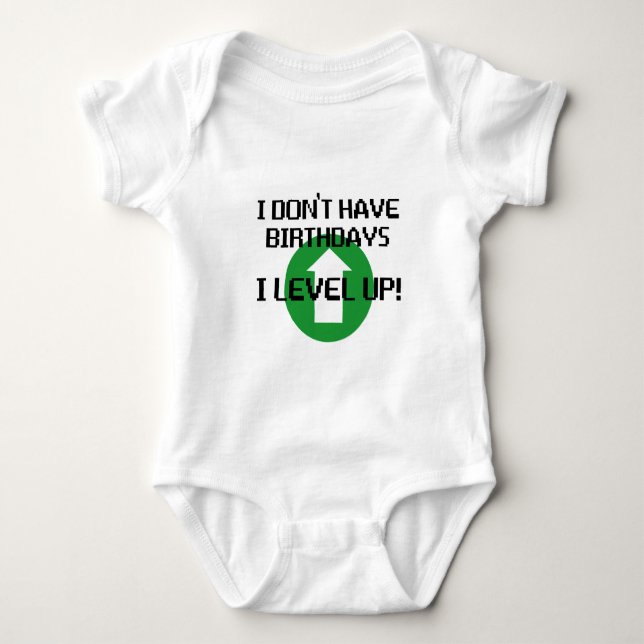 T-shirts Eu não tenho aniversários… (Frente)