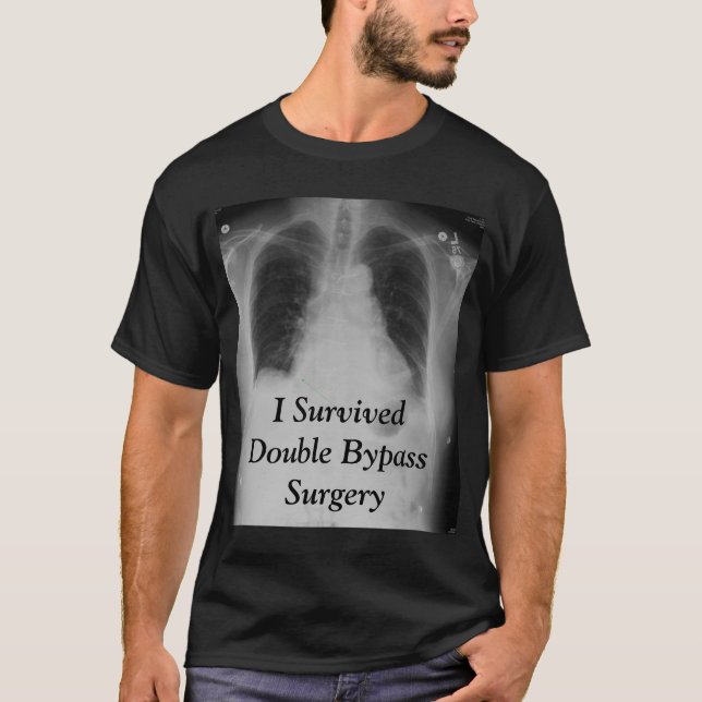 T-shirts Eu sobrevivi ao ~ dobro T do desvio (Frente)