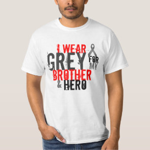 T-shirts eu visto o cinza para meus irmão e herói