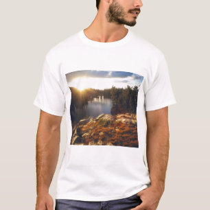 T-shirts EUA, Califórnia, Montanhas Sierra Nevada. Pôr do s