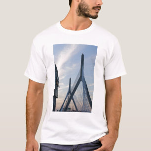 T-shirts EUA, Massachusetts, Boston. A Ponte Zakim. 2